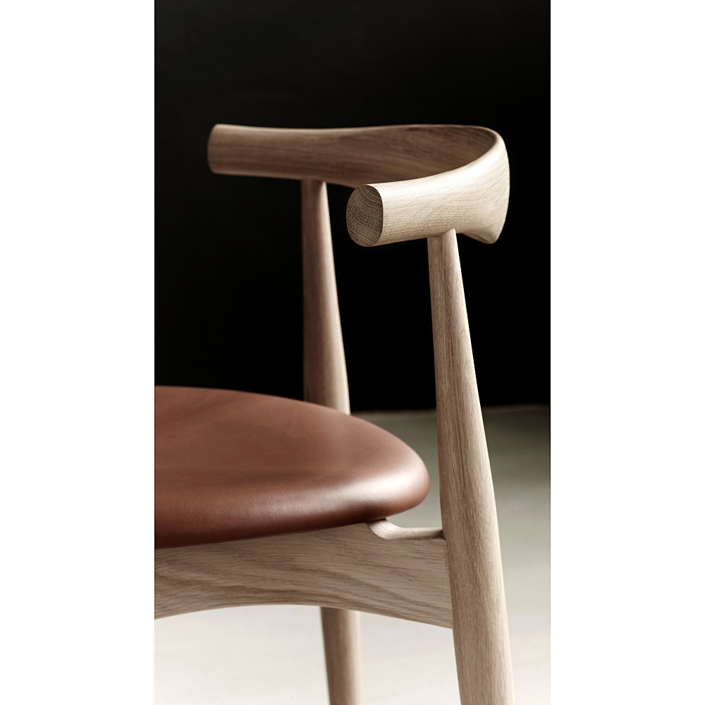 CH20 ELBOW CHAIR｜カール・ハンセン＆サン｜コンフォートQ｜阪急 