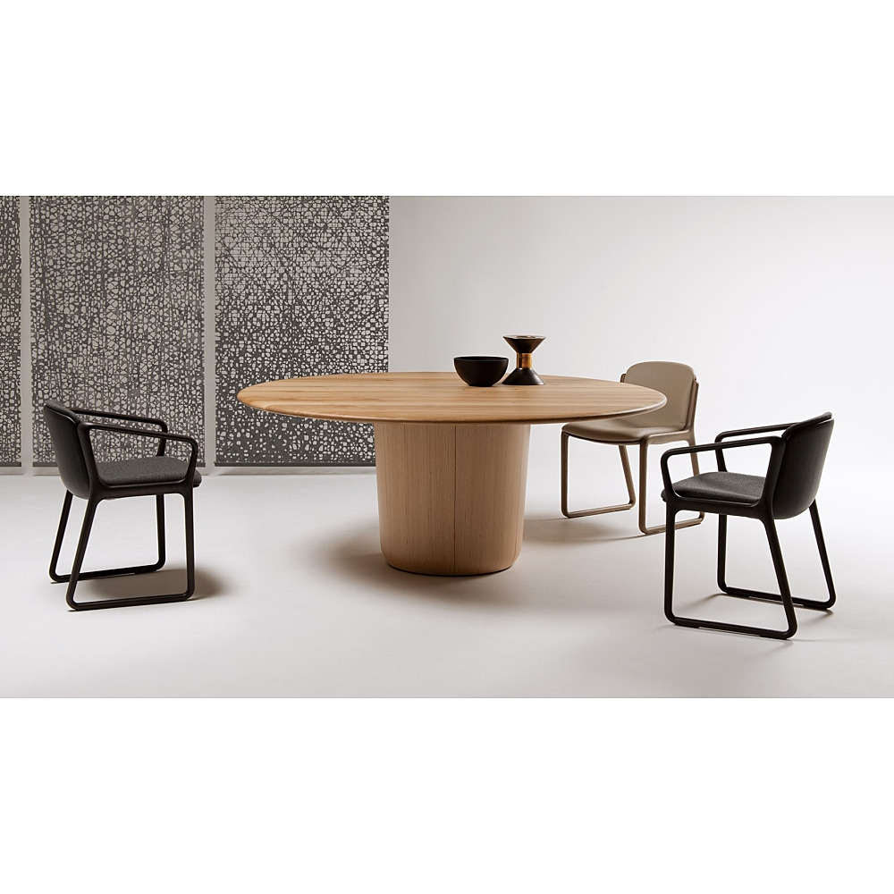 ONE LUX DINING ROUND TABLE｜カンディハウス｜コンフォートQ｜阪急 